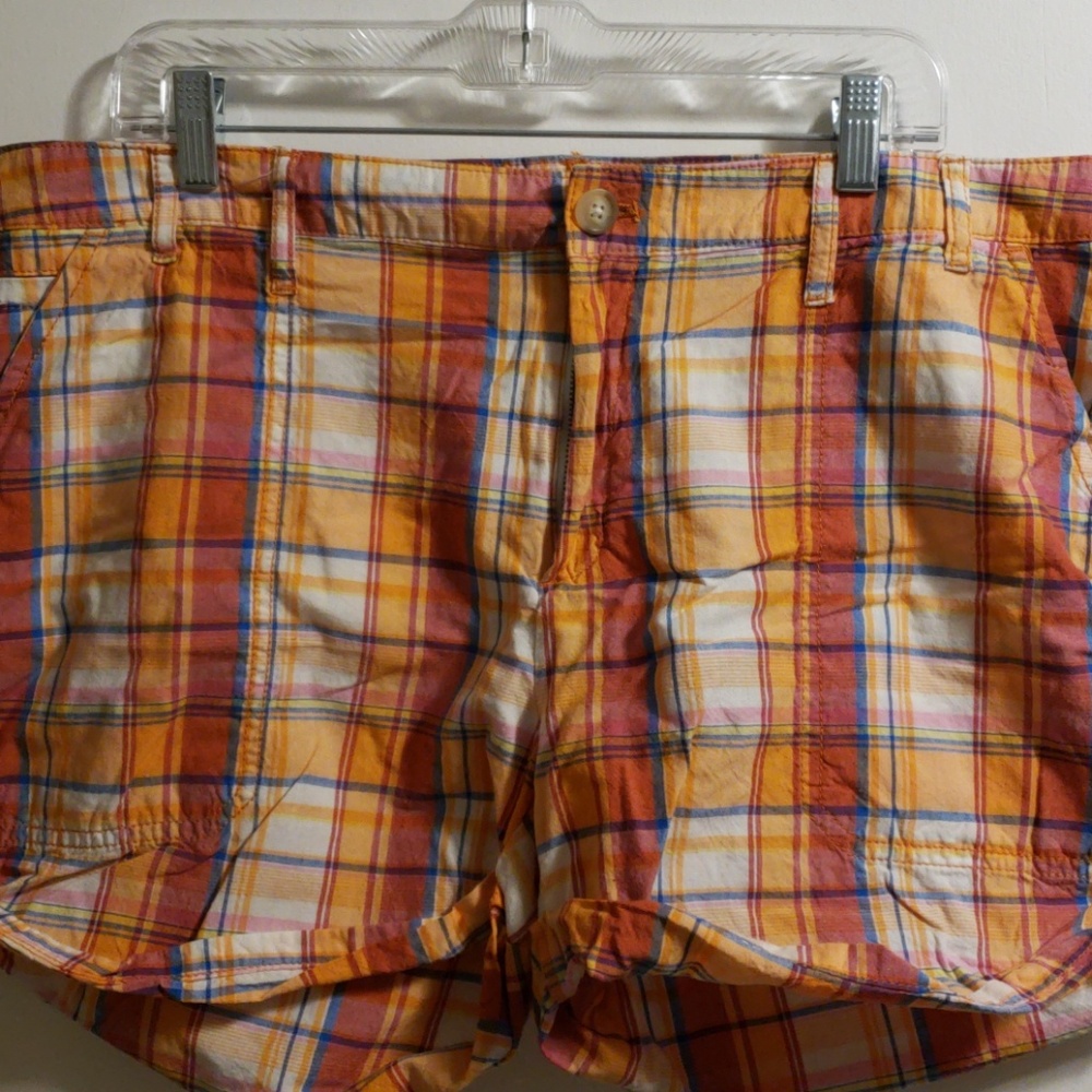 Gap shorts